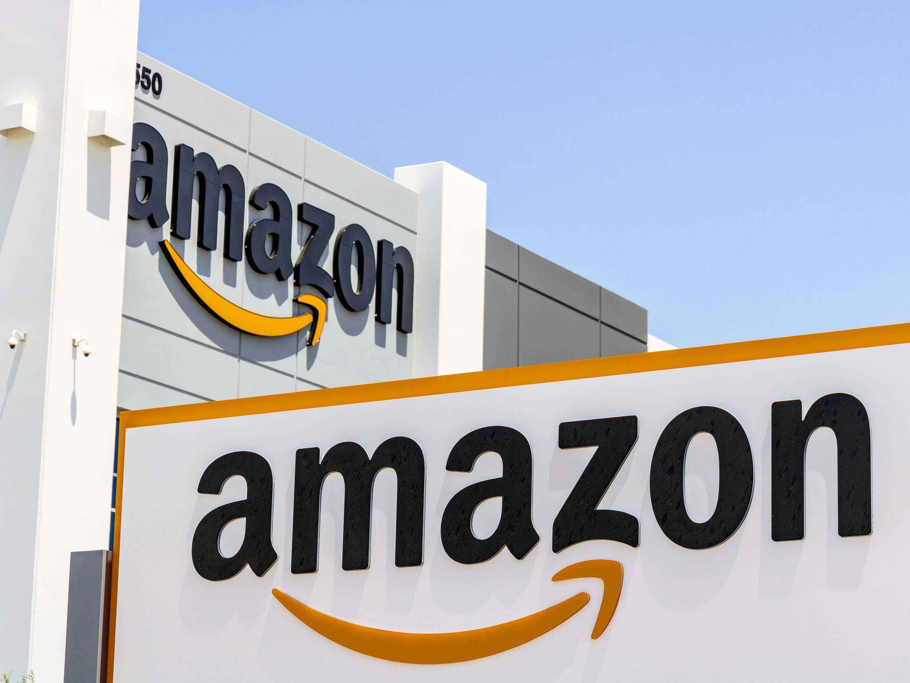 亚马逊深夜崩了，卖家丢单又丢钱